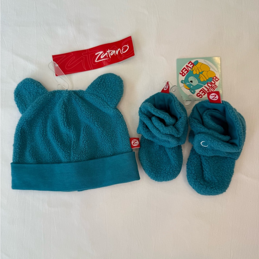 Brand New: Zutano Baby Fleece Hat & Booties Set - Pagoda Blue (6m)